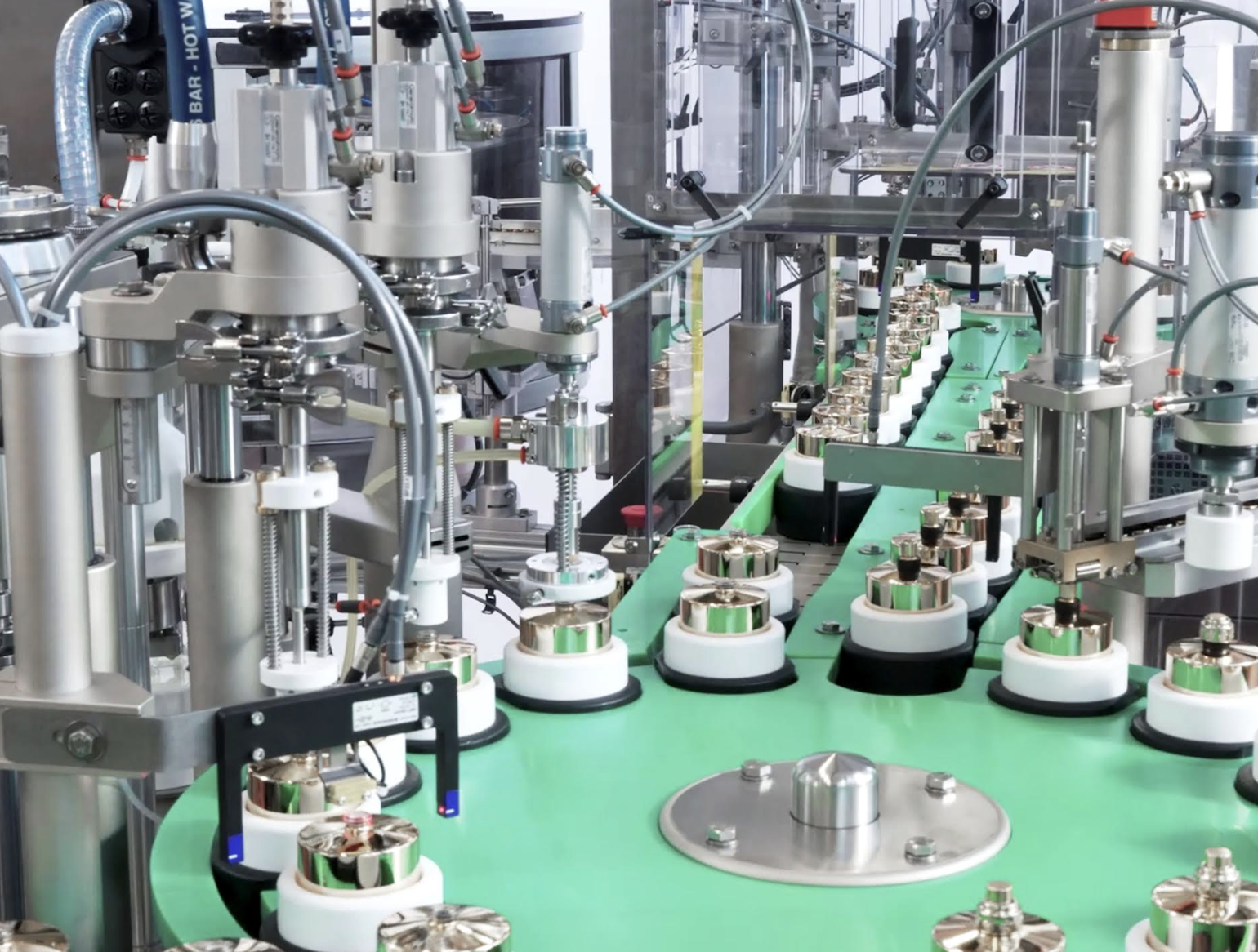 At Cosmopack 2025, Marchesini Group Beauty exhibits various solutions for packaging liquid products