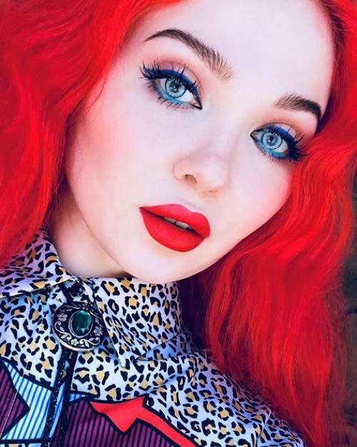 Doe Deere / Image via Instagram: @doedeere